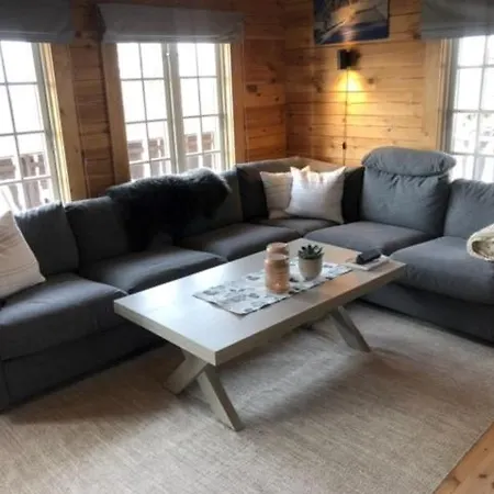 Cozy Cabin At Kyrkjebygdheia *